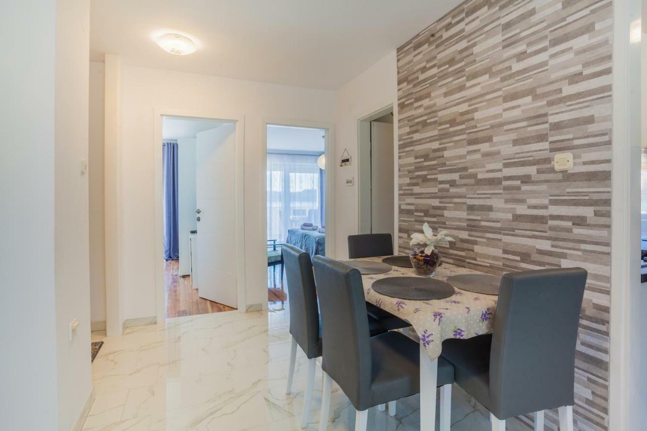 Apartment Sara - Крес Екстериор снимка